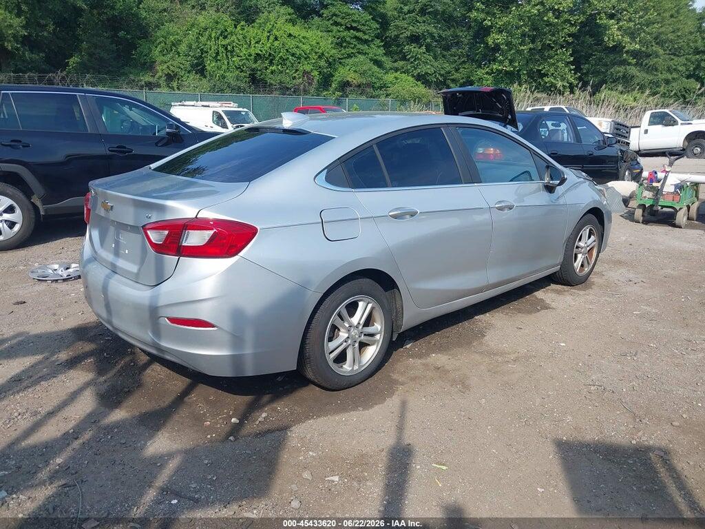 1G1BE5SM0J7102889 2018 CHEVROLET CRUZE photo no. 4