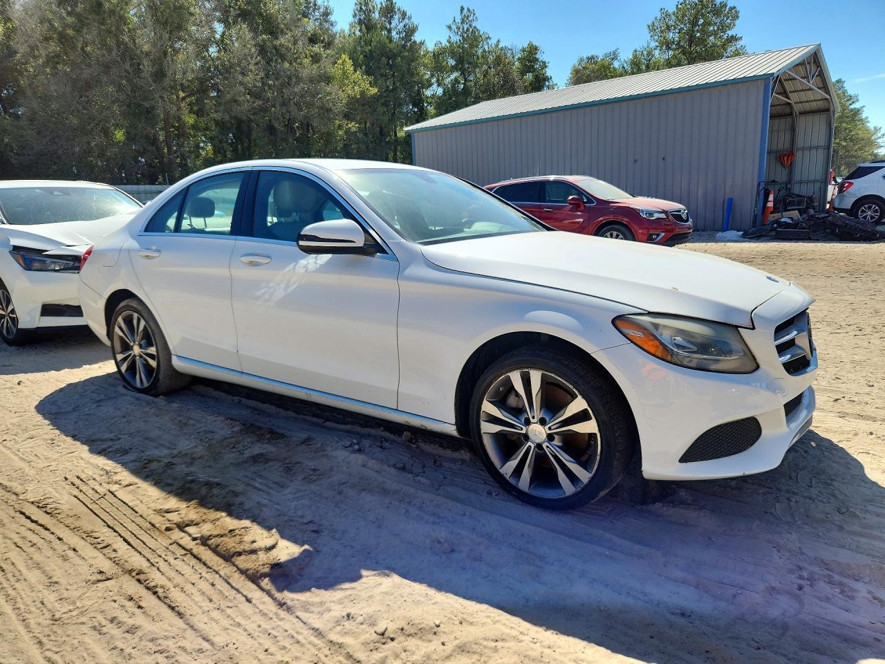 2016 MERCEDES-BENZ C 300 4MATIC — Фото 4 из 12