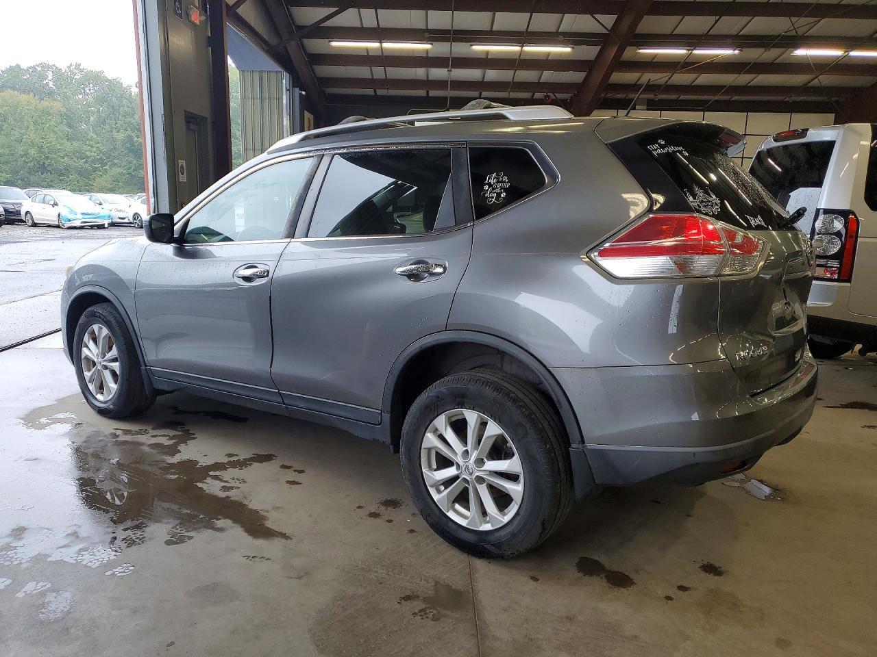 2016 NISSAN ROGUE SV — Фото 2 из 13