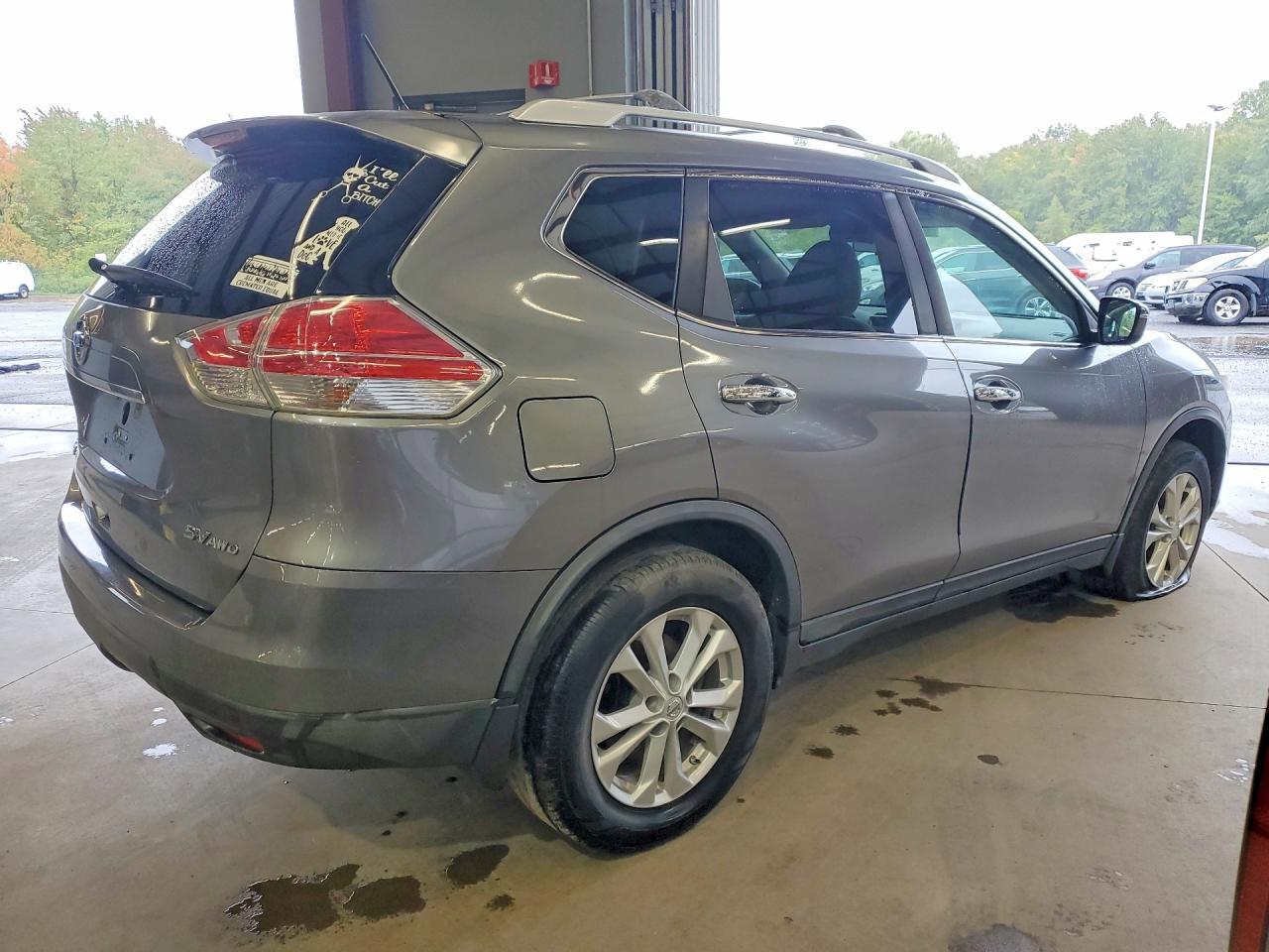 2016 NISSAN ROGUE SV — Фото 3 из 13