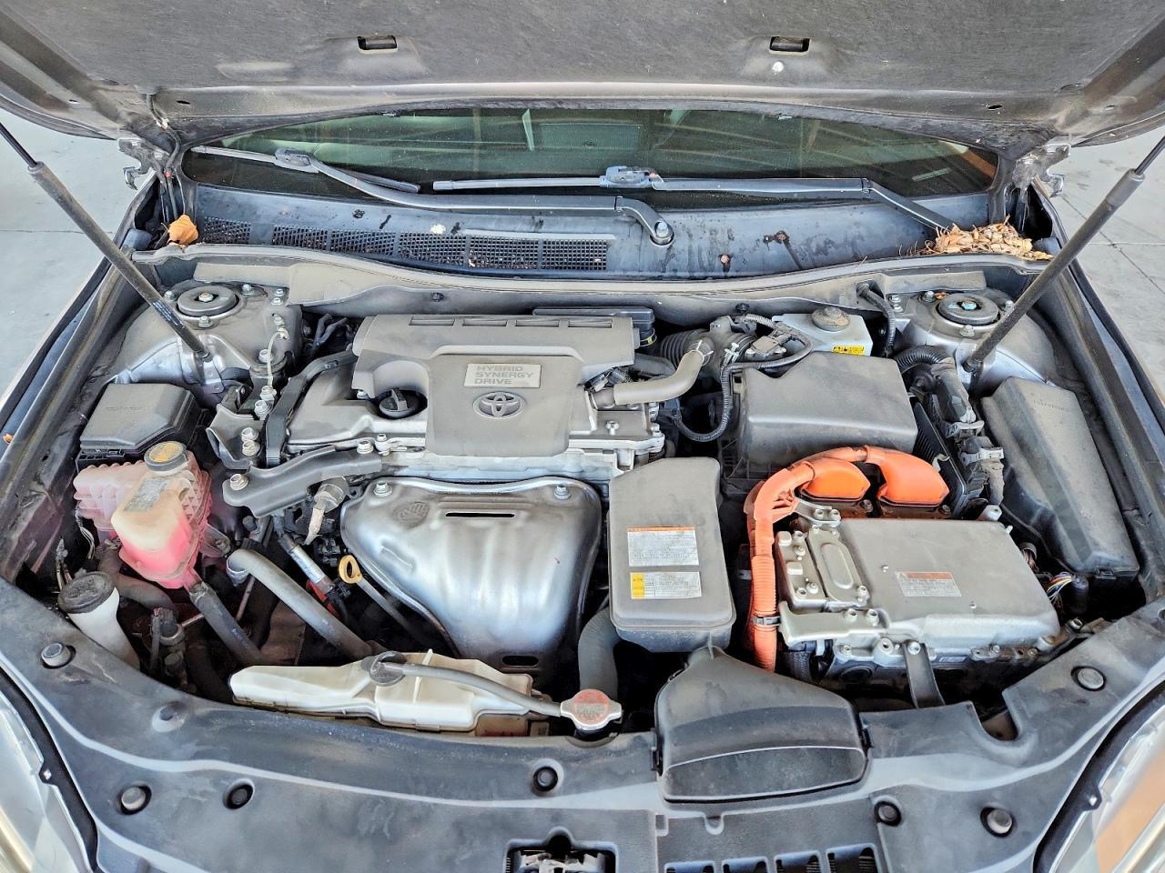 2016 TOYOTA CAMRY HYBRID LE — Фото 11 из 12