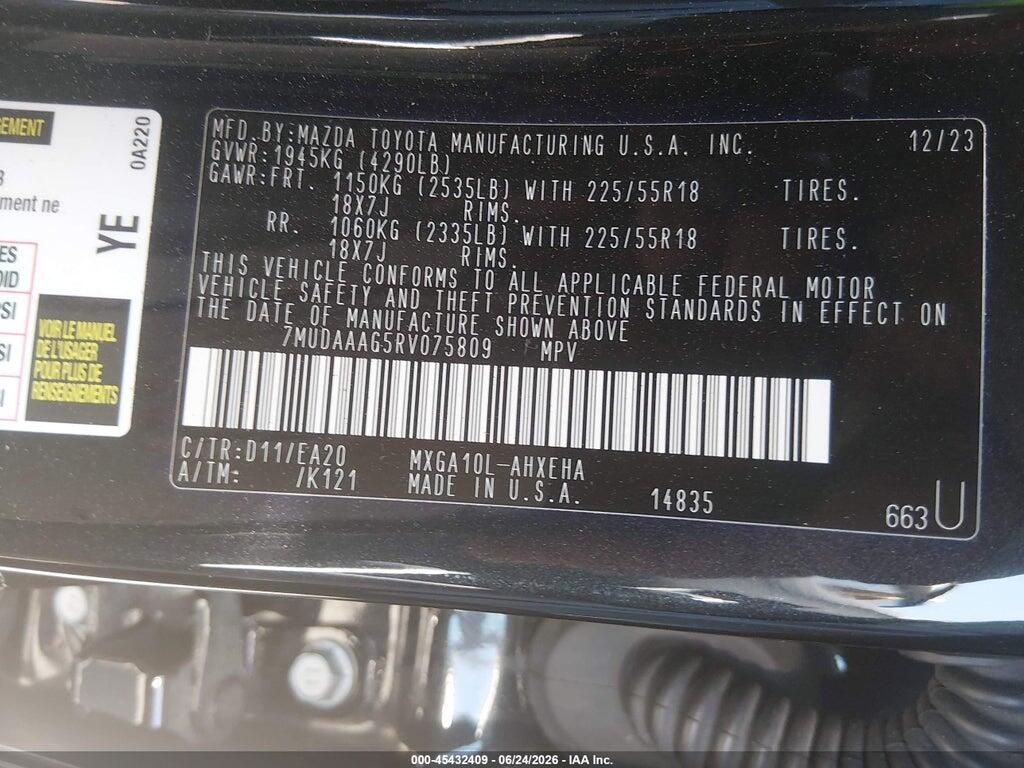 7MUDAAAG5RV075809 2024 TOYOTA COROLLA CROSS photo no. 9