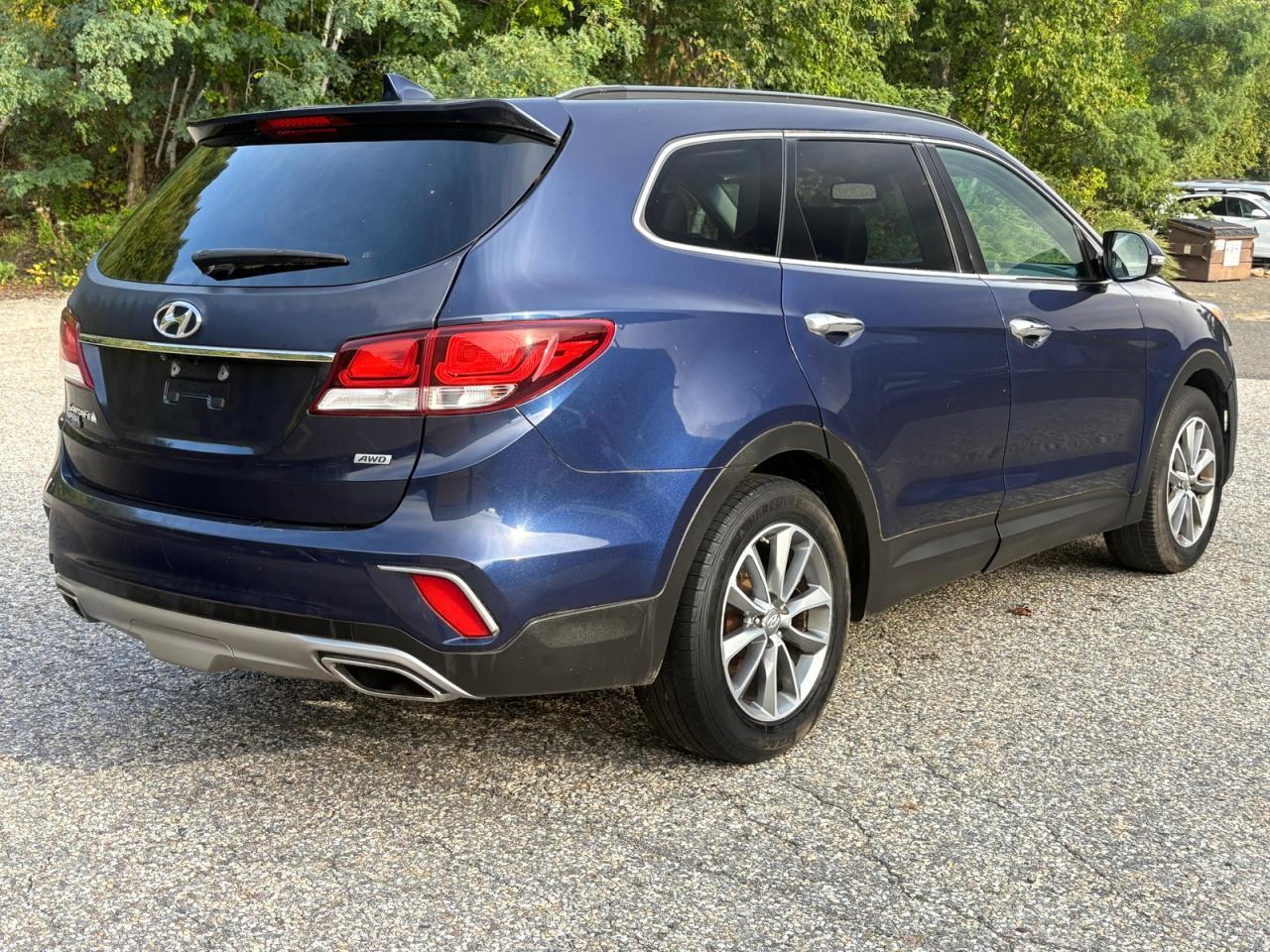 2017 HYUNDAI SANTA FE SE — Фото 4 из 10