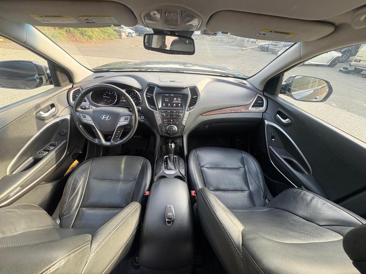 2017 HYUNDAI SANTA FE SE — Фото 9 из 10