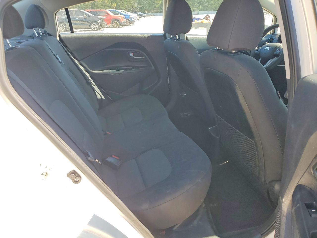 2017 KIA RIO LX — Фото 10 из 13