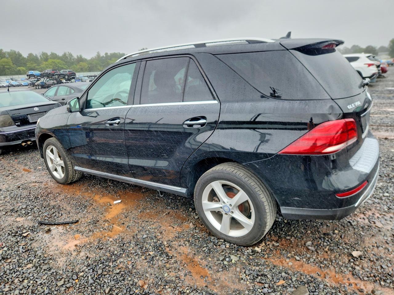 2017 MERCEDES-BENZ GLE 350 4MATIC — Фото 2 из 13