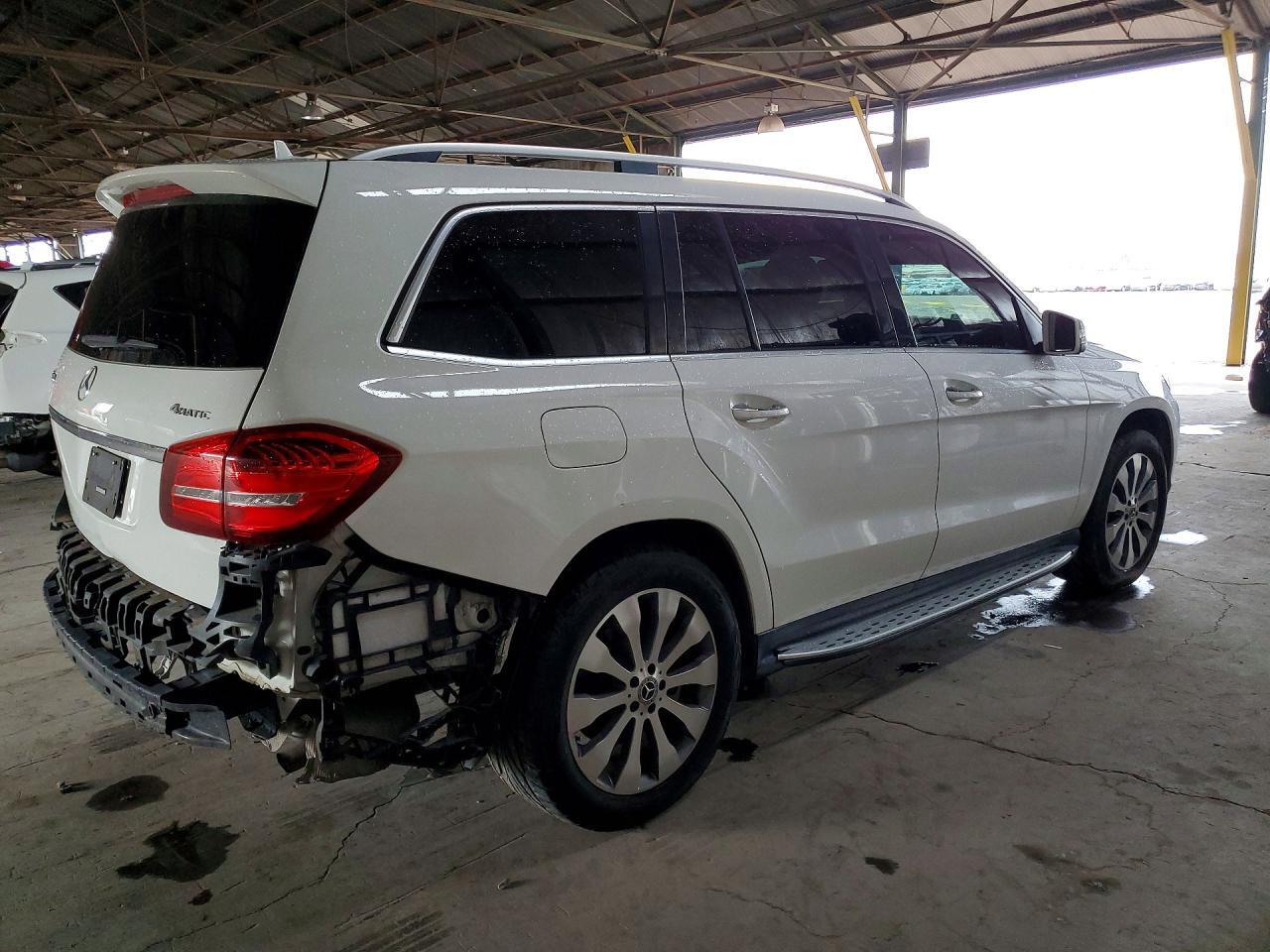 2017 MERCEDES-BENZ GLS 450 4MATIC — Фото 3 из 13