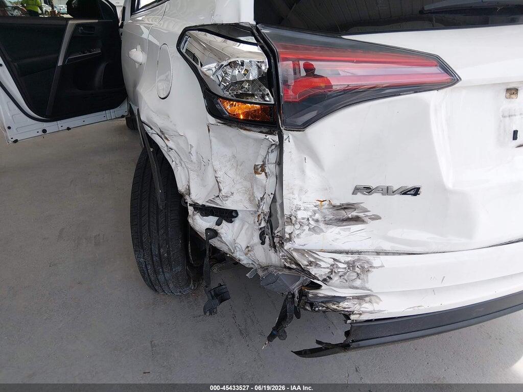 JTMZFREV6JJ202948 2018 TOYOTA RAV4 photo no. 6