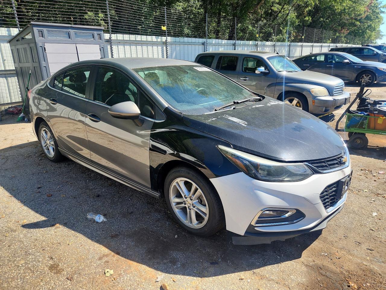 2018 CHEVROLET CRUZE LT — Фото 4 из 12