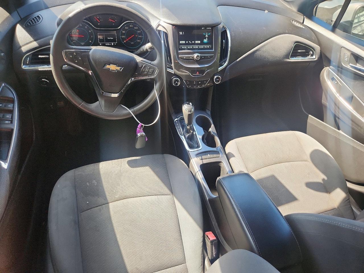 2018 CHEVROLET CRUZE LT — Фото 8 из 12