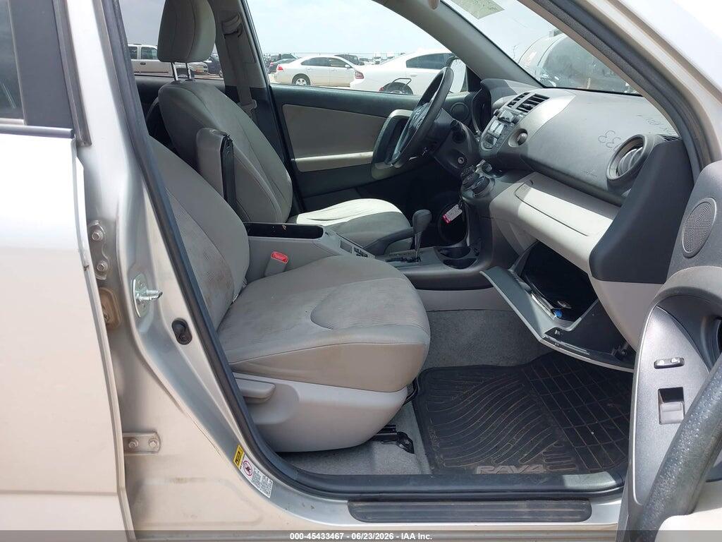 2T3ZF4DV2BW086011 2011 TOYOTA RAV4 photo no. 5