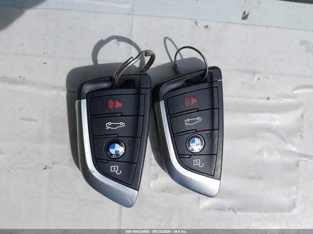 WBXHT3C35J5F89879 2018 BMW X1 photo no. 11