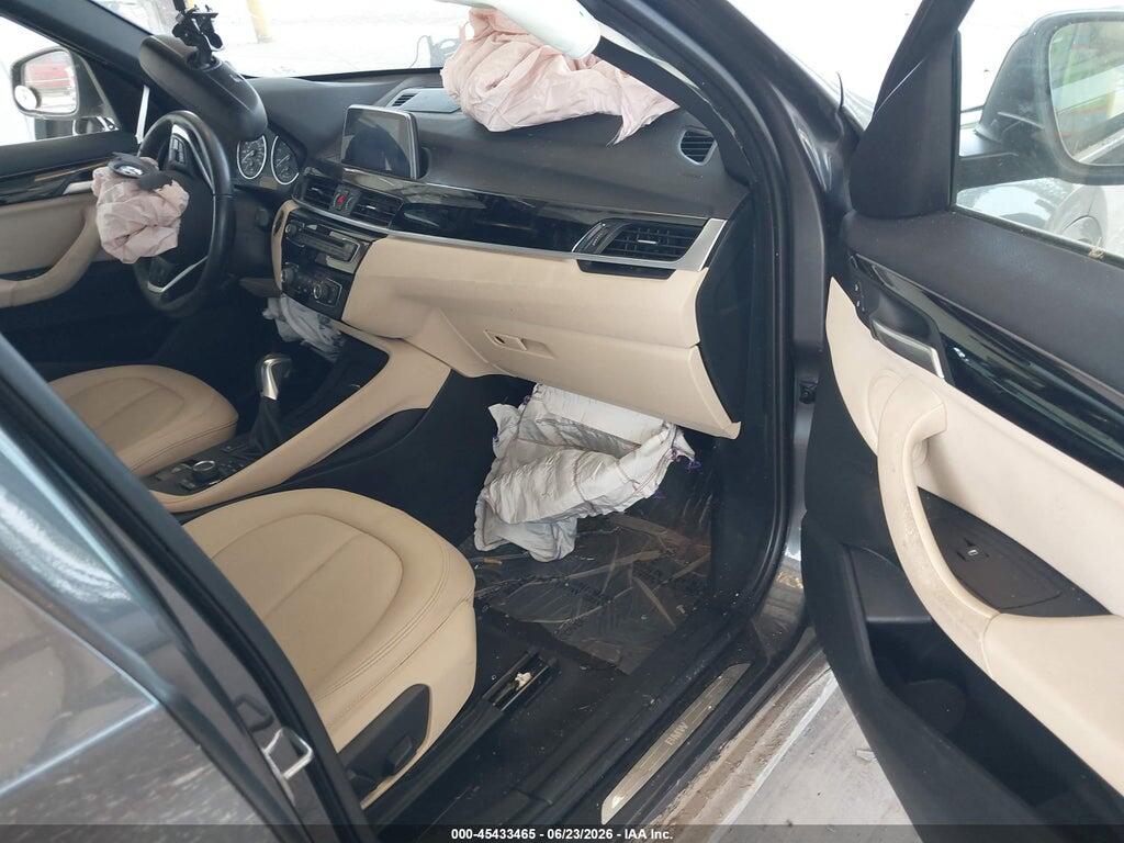 WBXHT3C35J5F89879 2018 BMW X1 photo no. 5