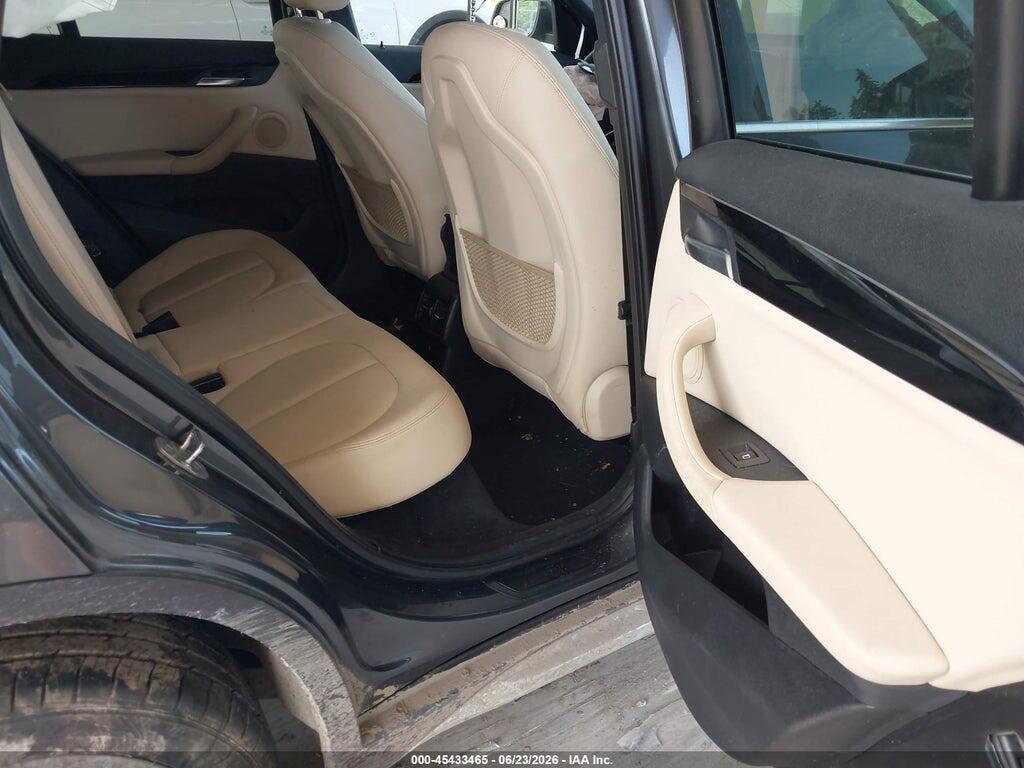 WBXHT3C35J5F89879 2018 BMW X1 photo no. 8