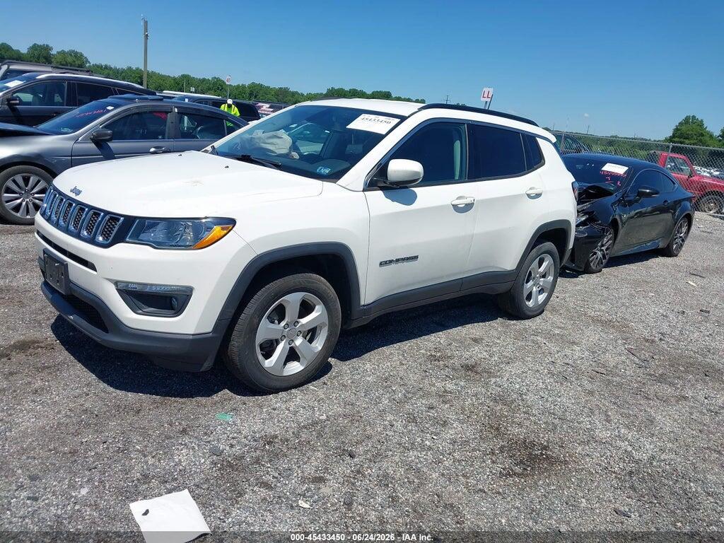 3C4NJDBB9KT696257 2019 JEEP COMPASS photo no. 2