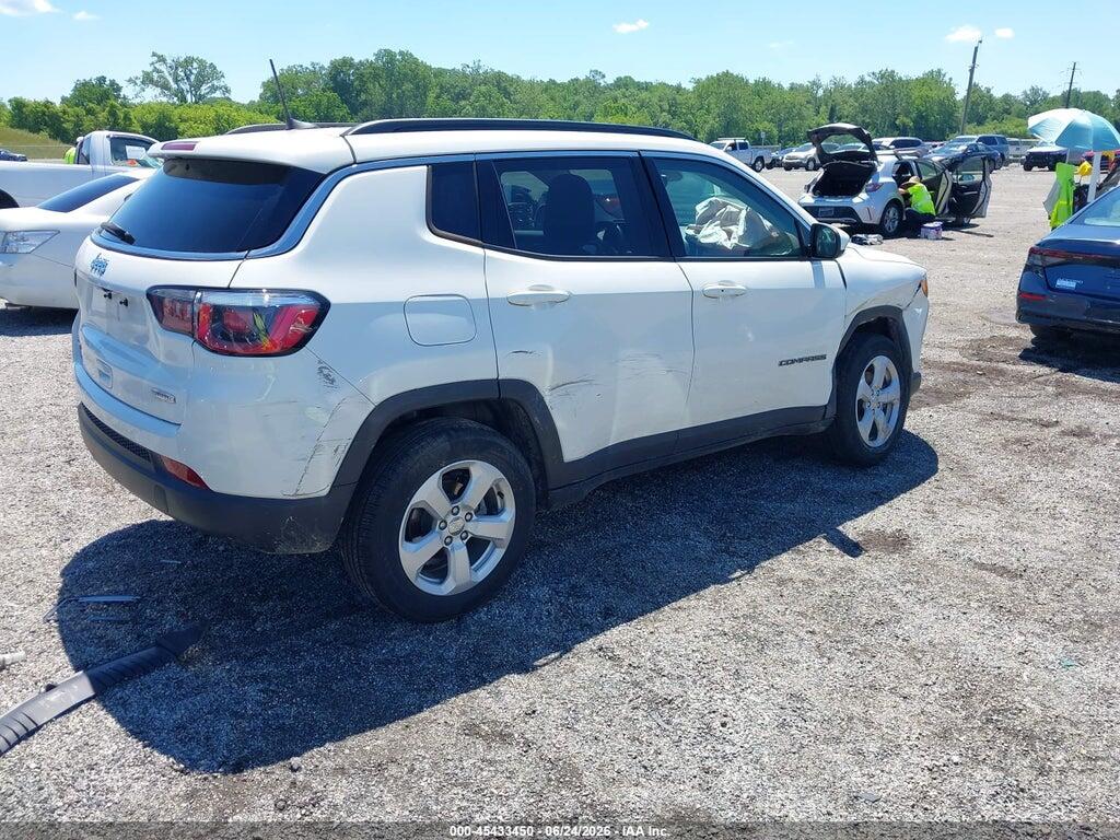 3C4NJDBB9KT696257 2019 JEEP COMPASS photo no. 4