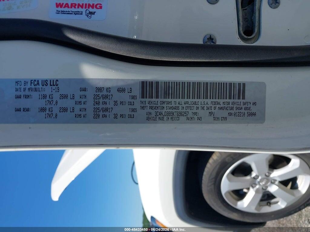 3C4NJDBB9KT696257 2019 JEEP COMPASS photo no. 9