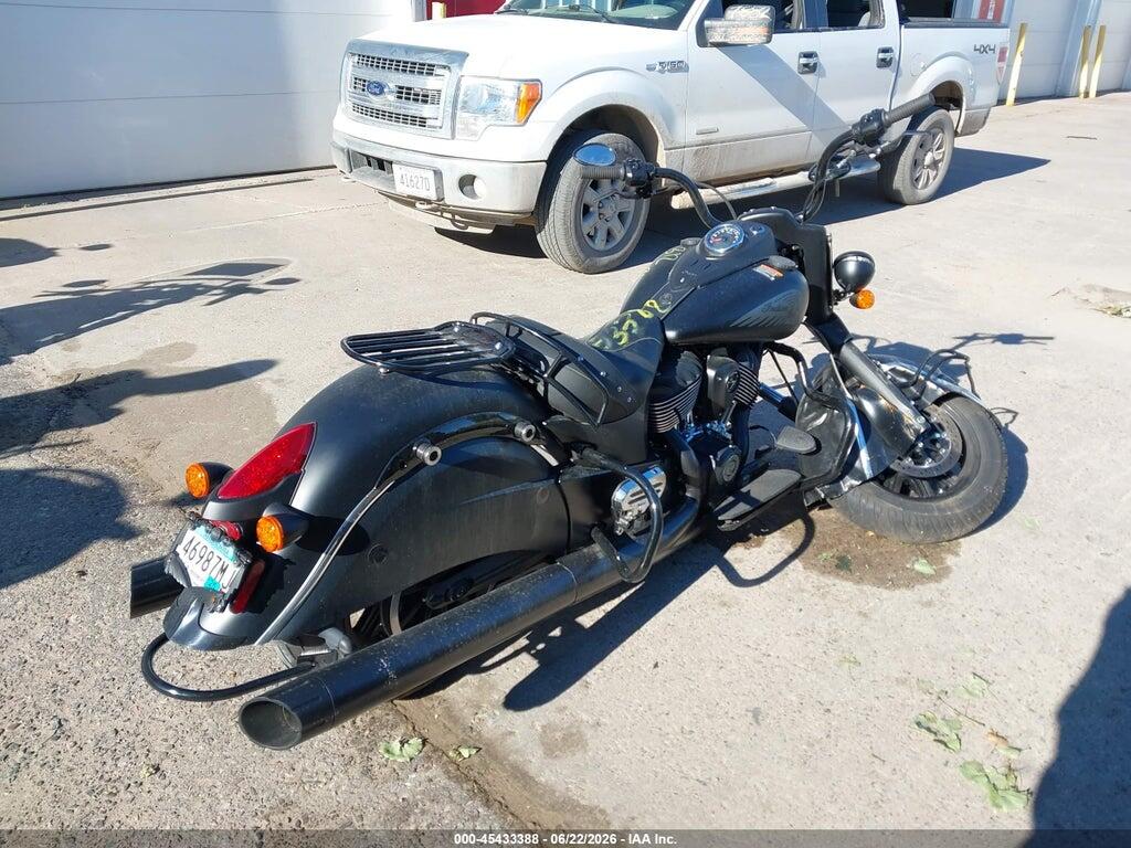 56KCCDAA8J3363790 2018 INDIAN MOTORCYCLE CO. CHIEF photo no. 3