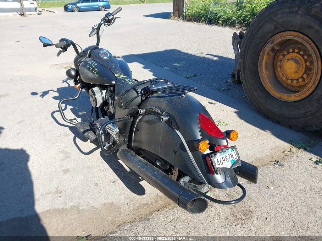 56KCCDAA8J3363790 2018 INDIAN MOTORCYCLE CO. CHIEF photo no. 4