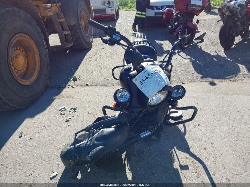 56KCCDAA8J3363790 2018 INDIAN MOTORCYCLE CO. CHIEF photo no. 5