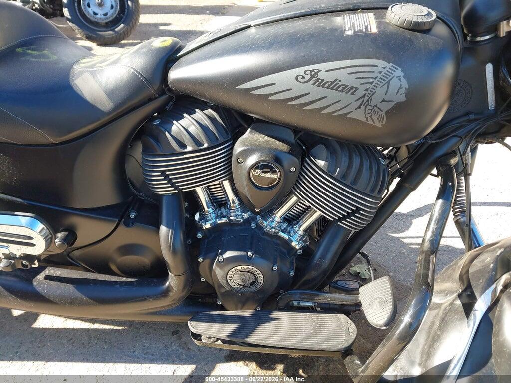 56KCCDAA8J3363790 2018 INDIAN MOTORCYCLE CO. CHIEF photo no. 9