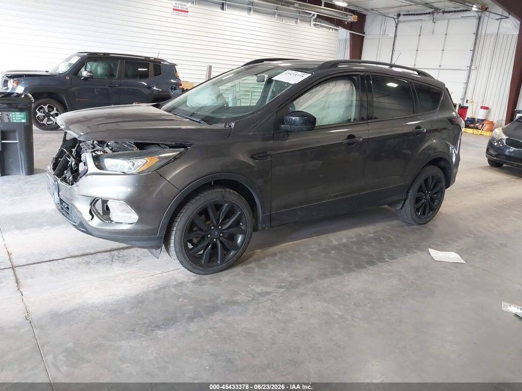 1FMCU9GD2JUC34600 2018 FORD ESCAPE photo no. 2