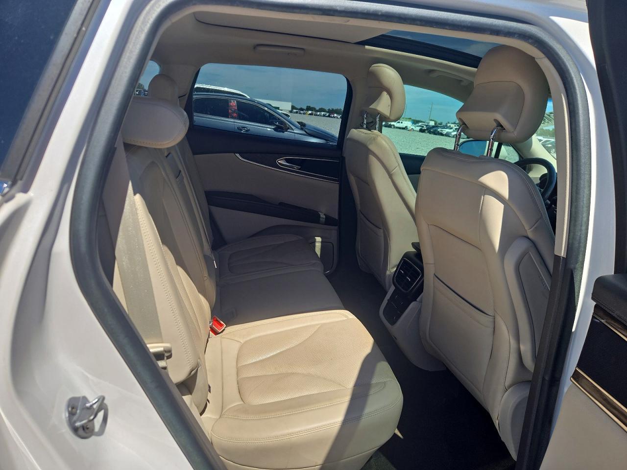 2018 LINCOLN MKX RESERVE — Фото 10 из 12