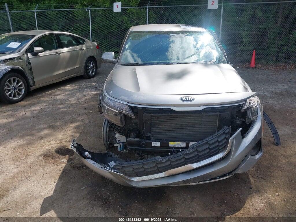 KNDEPCAA0M7213697 2021 KIA SELTOS photo no. 12