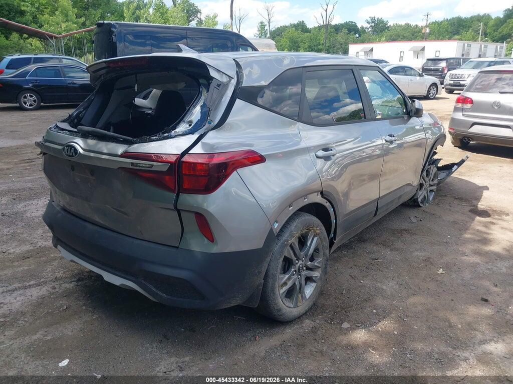 KNDEPCAA0M7213697 2021 KIA SELTOS photo no. 4