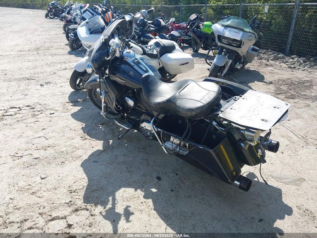 1HD1PR827DB954036 2013 HARLEY-DAVIDSON FLHTCUSE photo no. 3