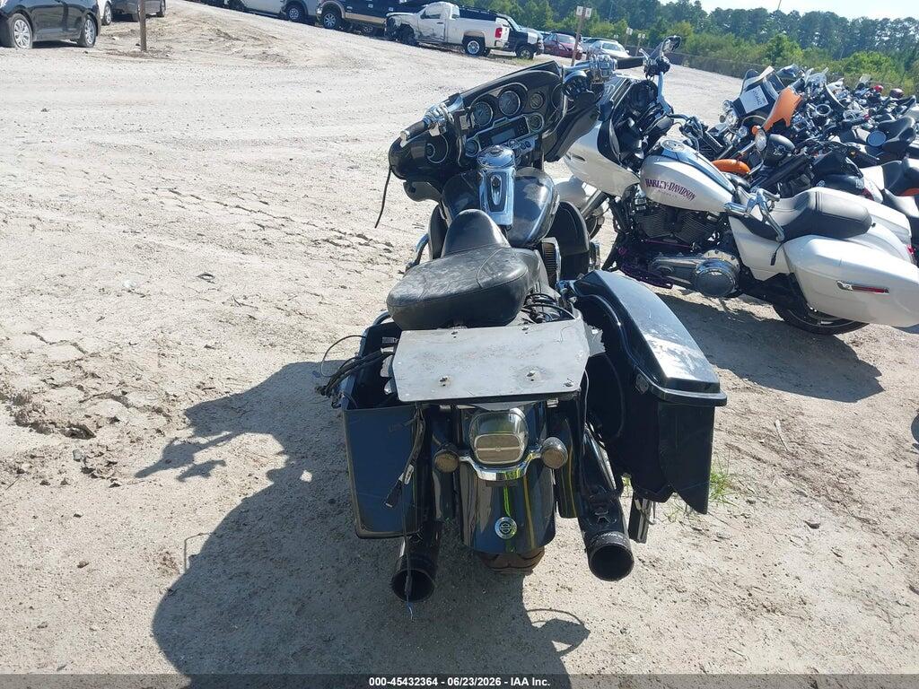 1HD1PR827DB954036 2013 HARLEY-DAVIDSON FLHTCUSE photo no. 6