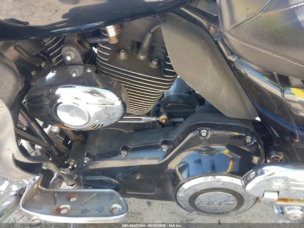 1HD1PR827DB954036 2013 HARLEY-DAVIDSON FLHTCUSE photo no. 9