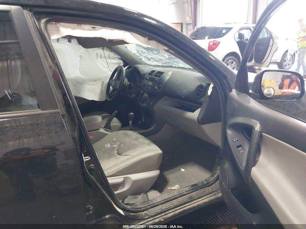 2T3BF4DV0BW138530 2011 TOYOTA RAV4 photo no. 5