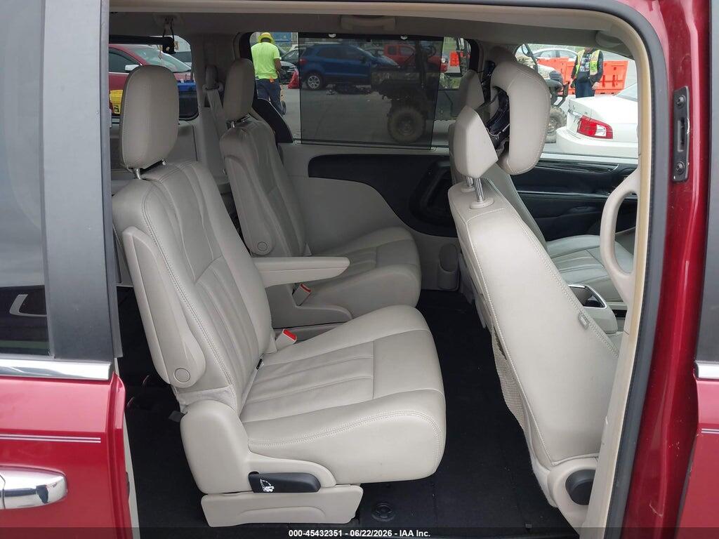 2C4RC1BG1GR246814 2016 CHRYSLER TOWN & COUNTRY photo no. 8