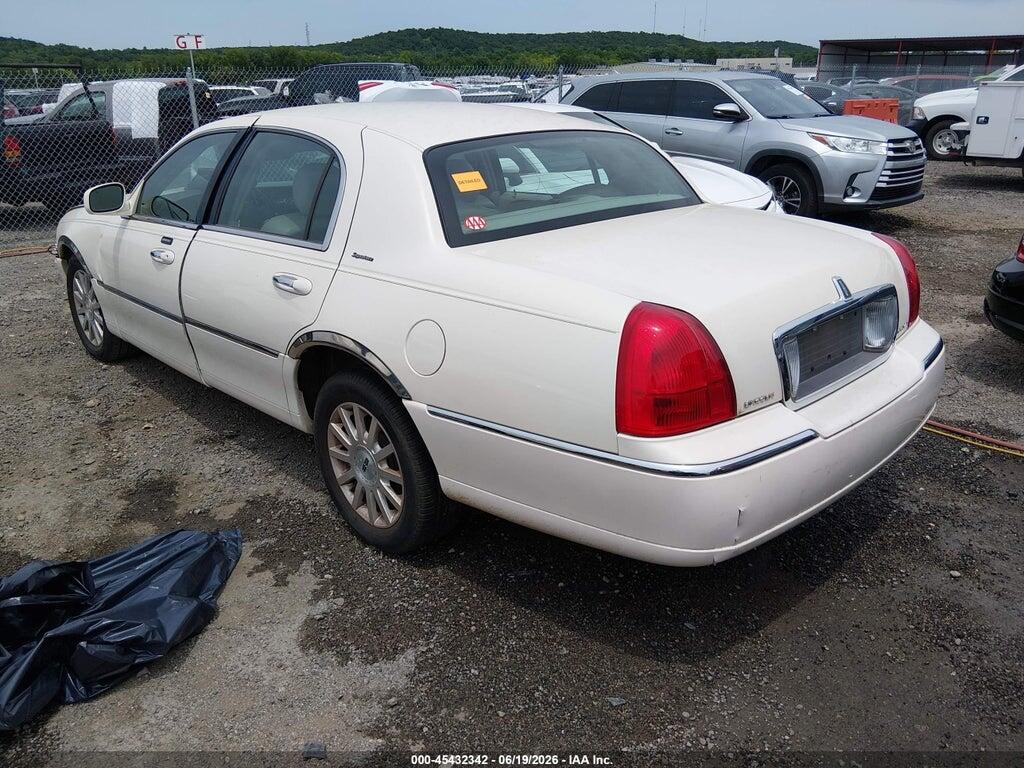 1LNHM81W27Y634121 2007 LINCOLN TOWN CAR photo no. 3