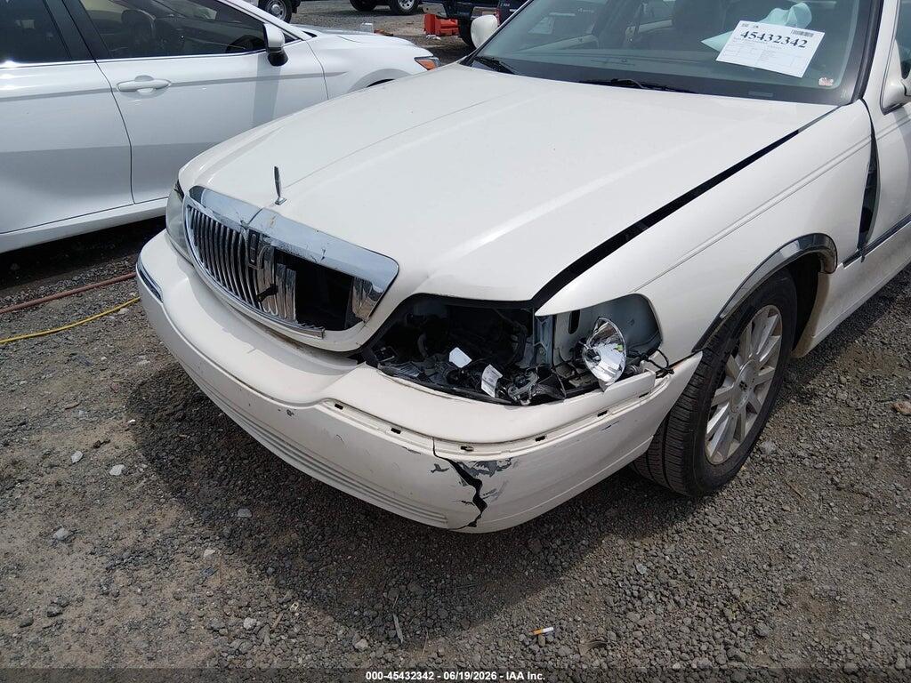 1LNHM81W27Y634121 2007 LINCOLN TOWN CAR photo no. 6