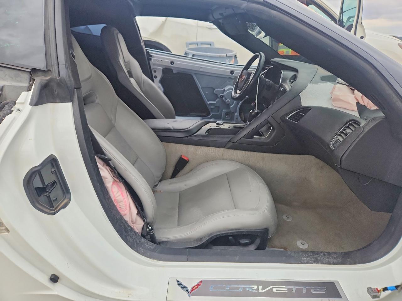 2019 CHEVROLET CORVETTE STINGRAY 1LT — Фото 10 из 13