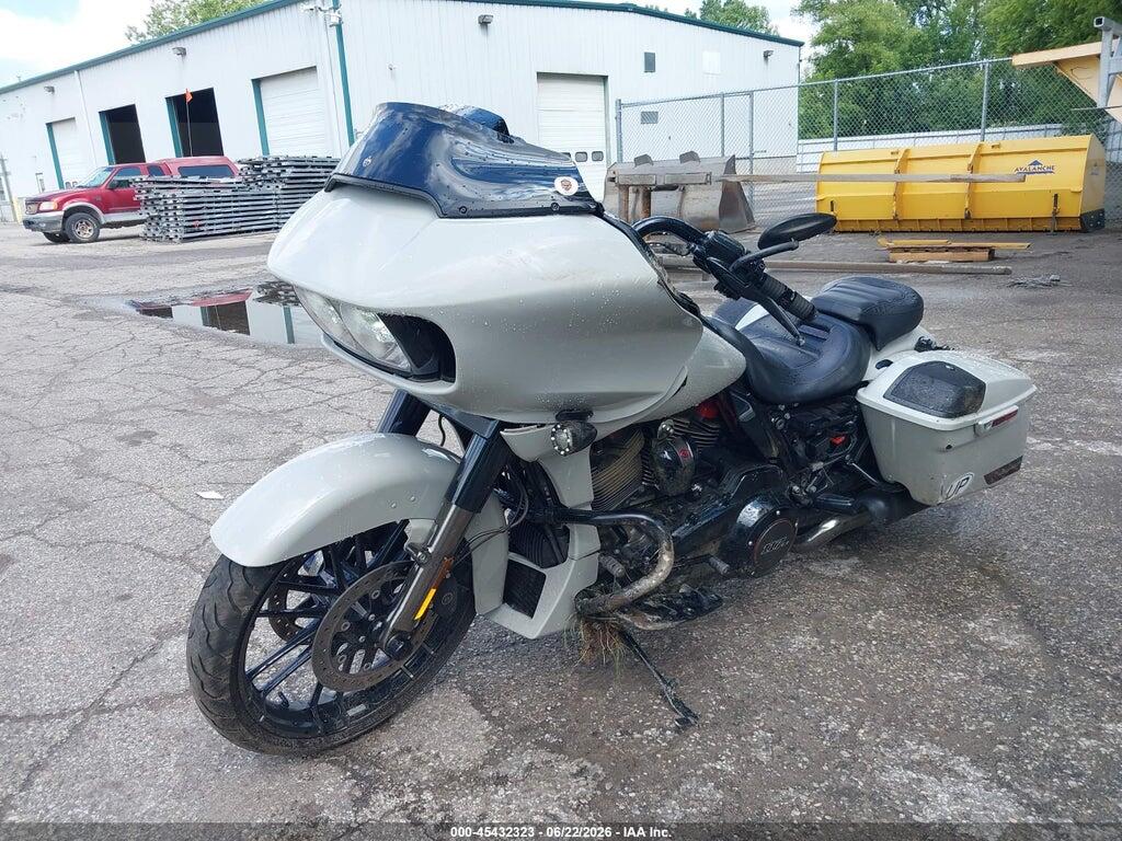 1HD1TCL1XLB957826 2020 HARLEY-DAVIDSON FLTRXSE photo no. 2
