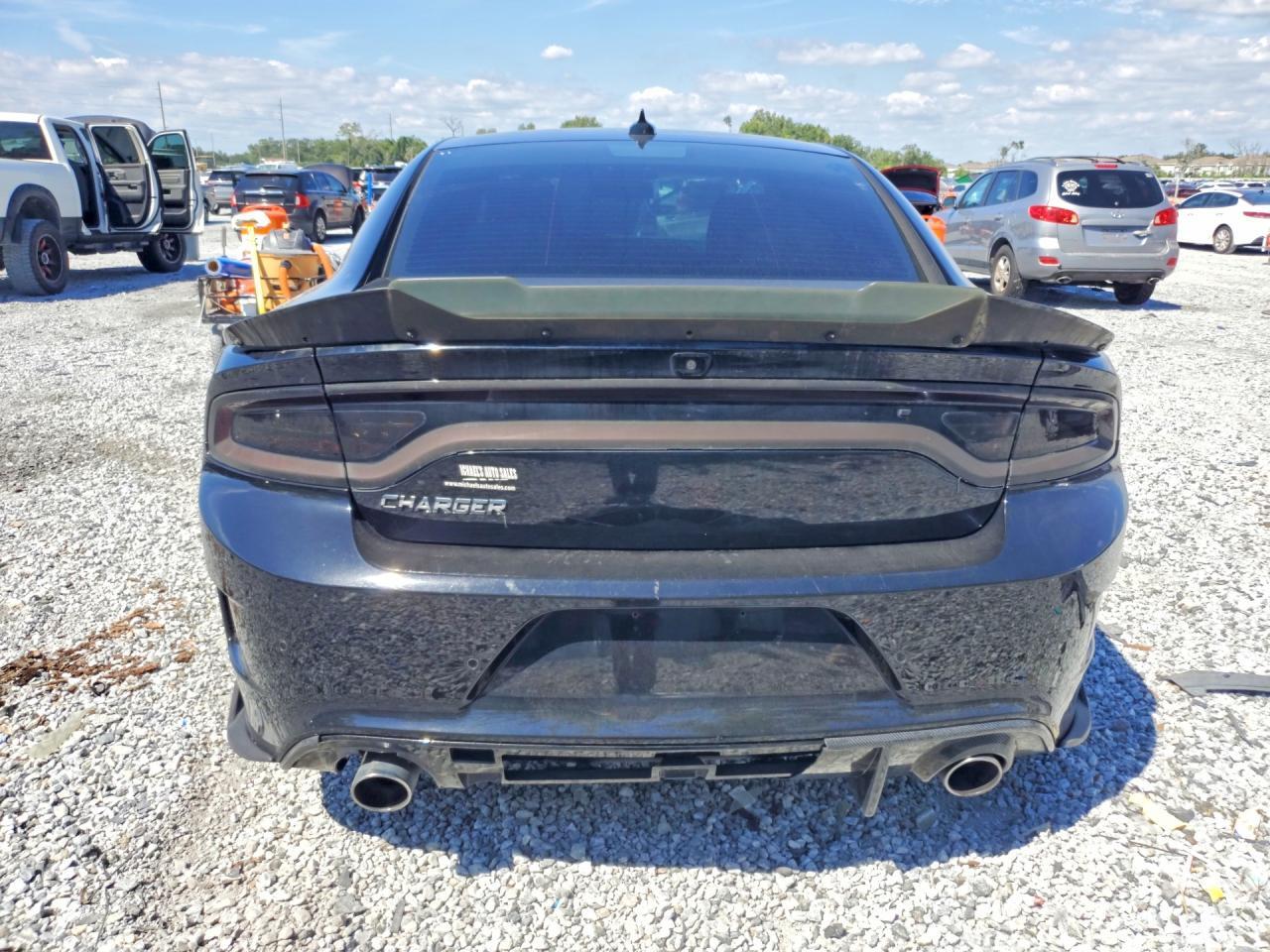 2019 DODGE CHARGER R/T — Фото 6 из 12