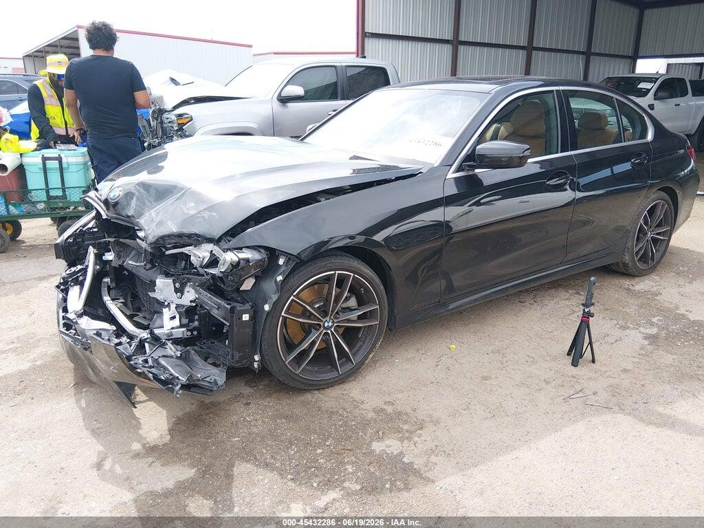 3MW69FF05R8E14210 2024 BMW 330I photo no. 2