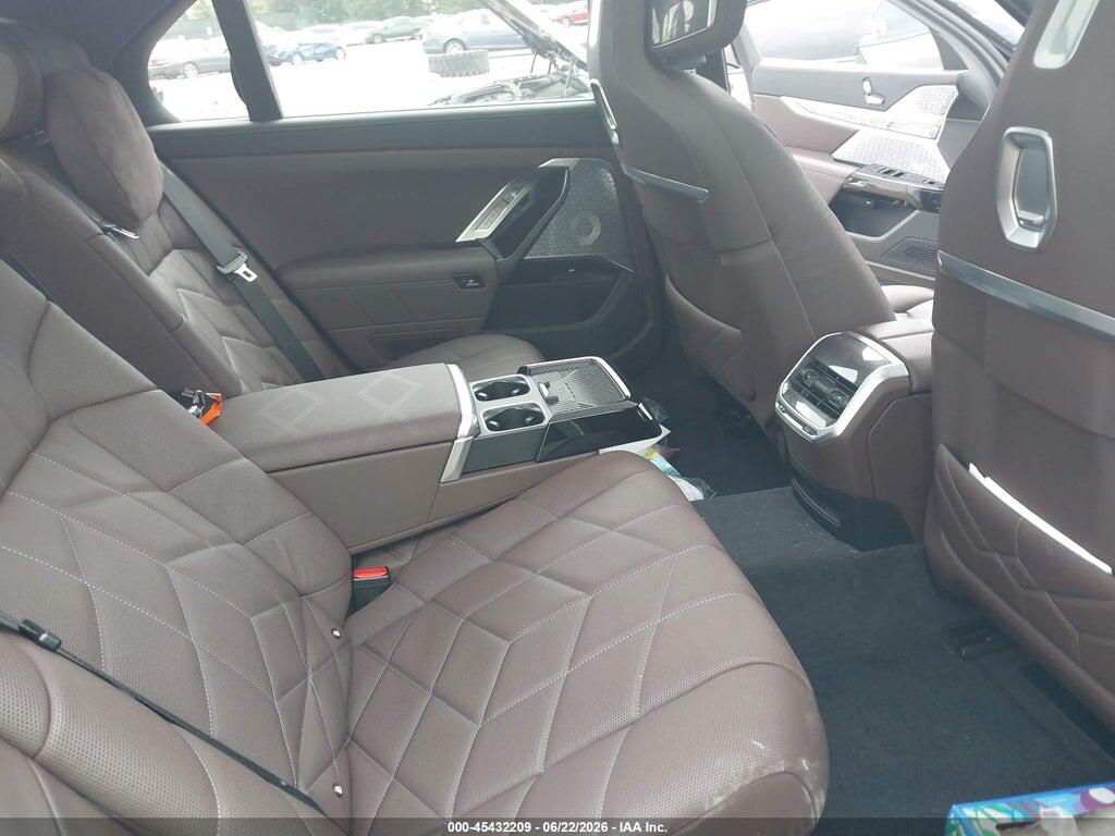 WBY53EJ07PCN87734 2023 BMW I7 photo no. 8