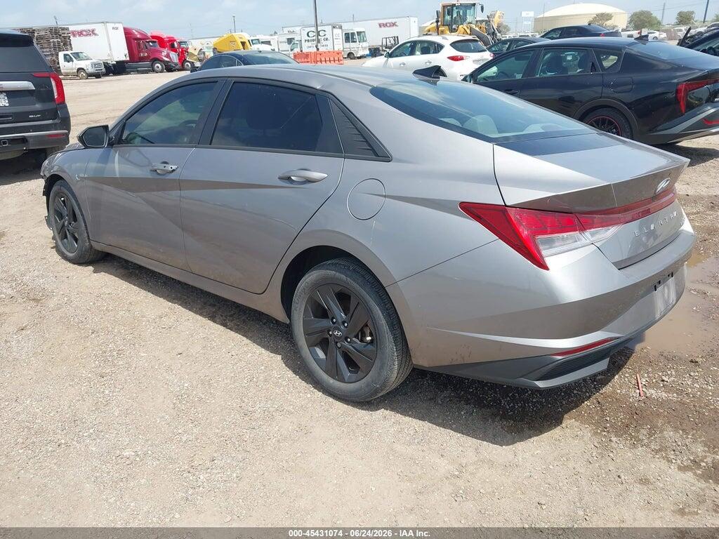 KMHLM4AJ4PU047756 2023 HYUNDAI ELANTRA HYBRID photo no. 3