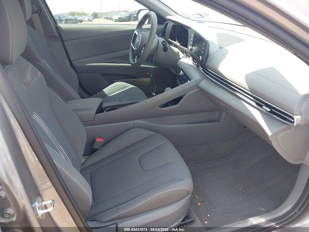KMHLM4AJ4PU047756 2023 HYUNDAI ELANTRA HYBRID photo no. 5