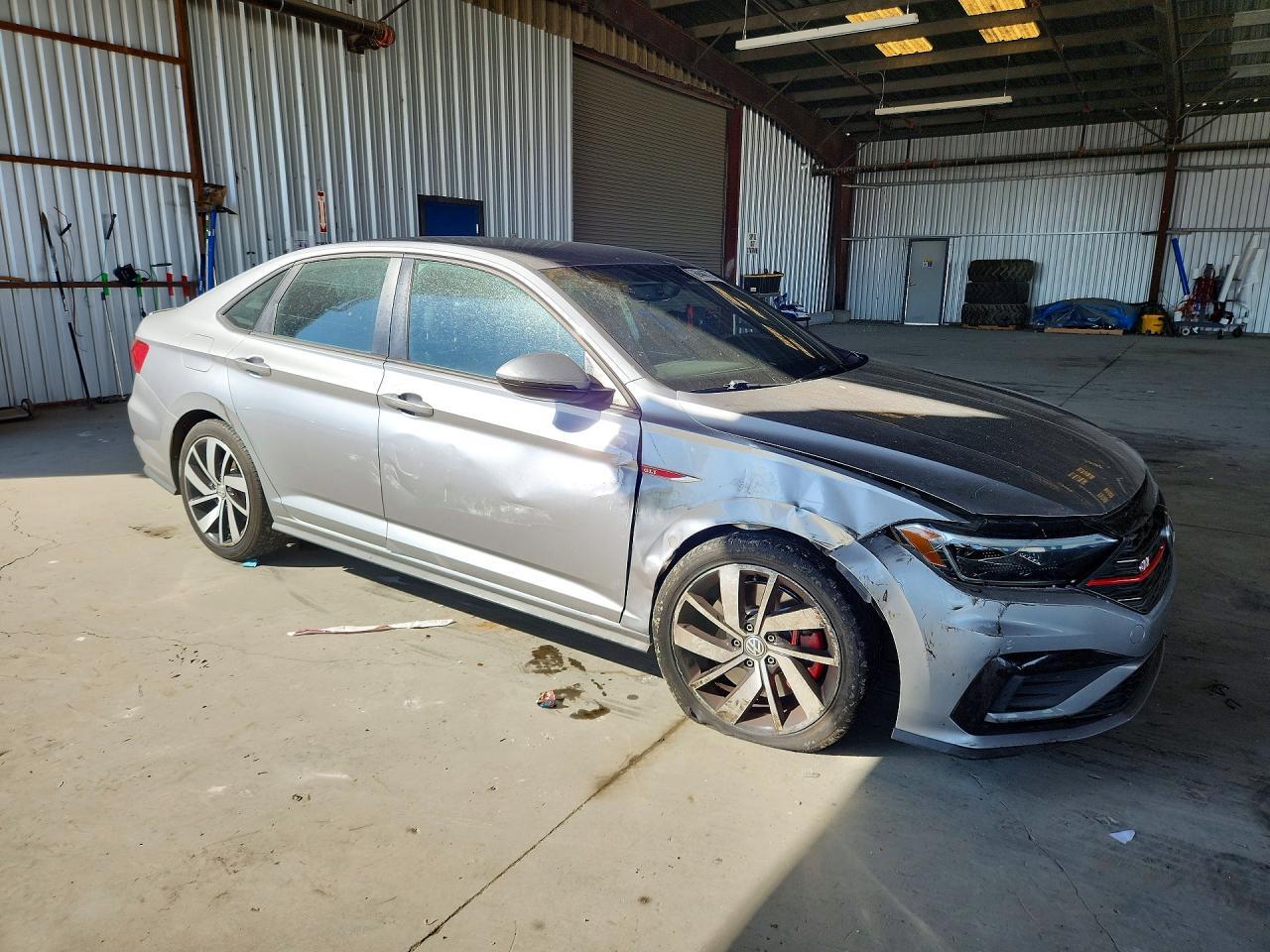 2019 VOLKSWAGEN JETTA GLI — Фото 4 из 12