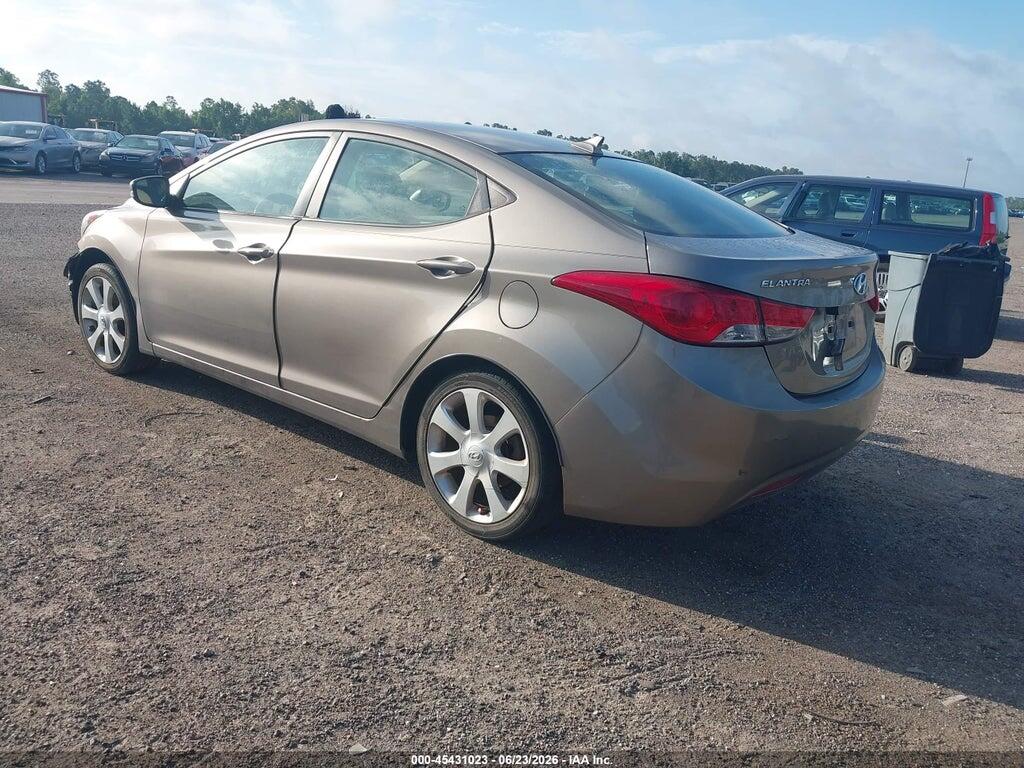 5NPDH4AE4DH418307 2013 HYUNDAI ELANTRA photo no. 3