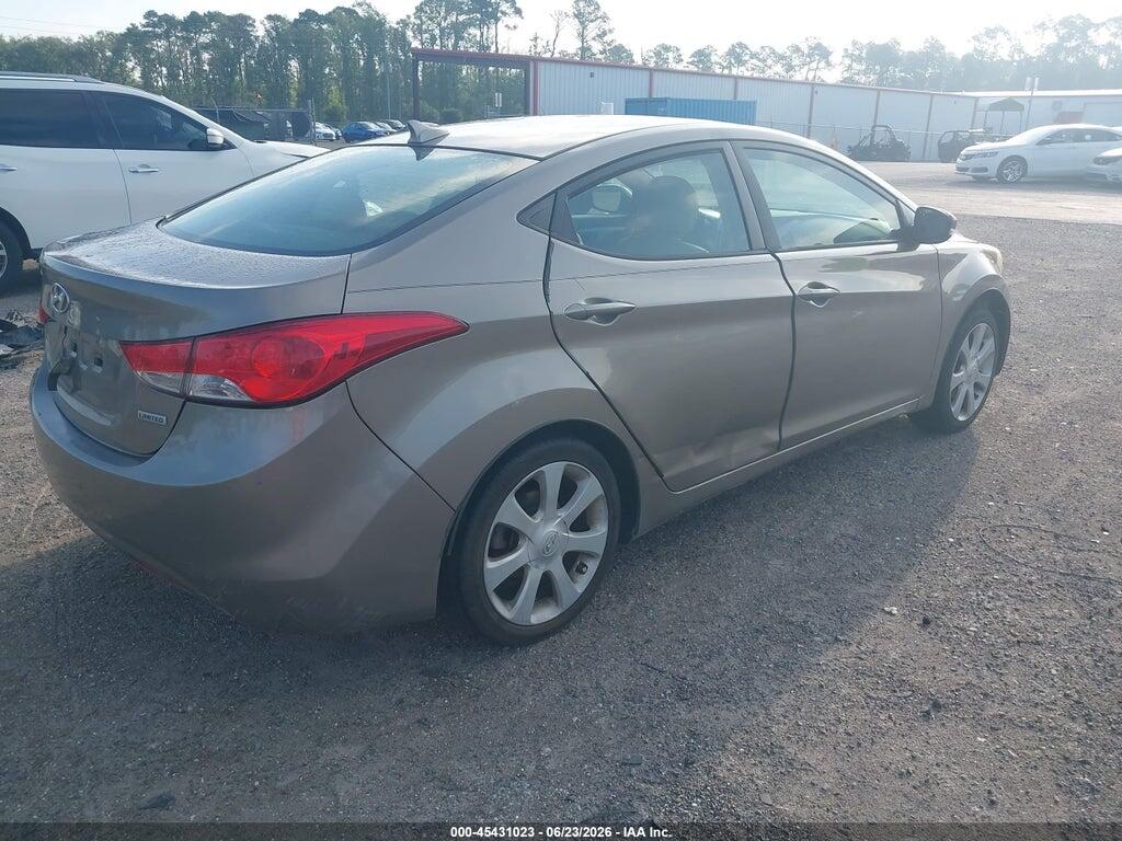 5NPDH4AE4DH418307 2013 HYUNDAI ELANTRA photo no. 4