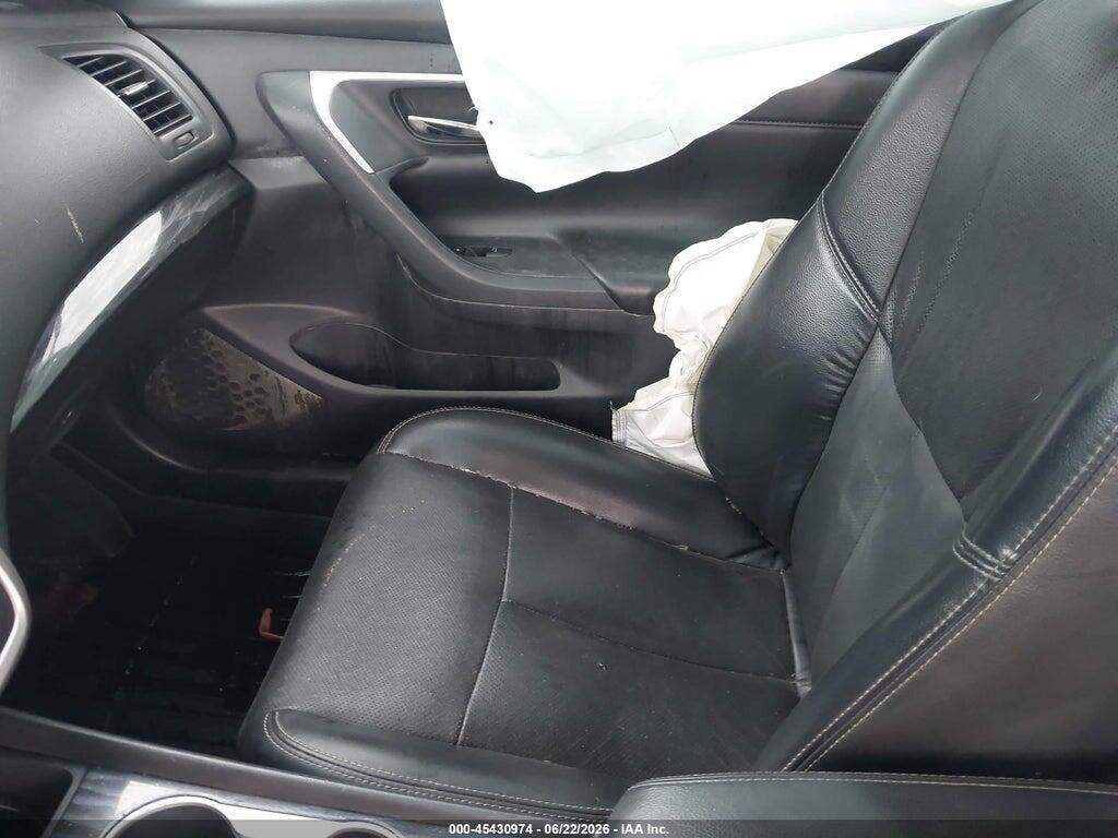 1N4AL3AP1HC169565 2017 NISSAN ALTIMA photo no. 5