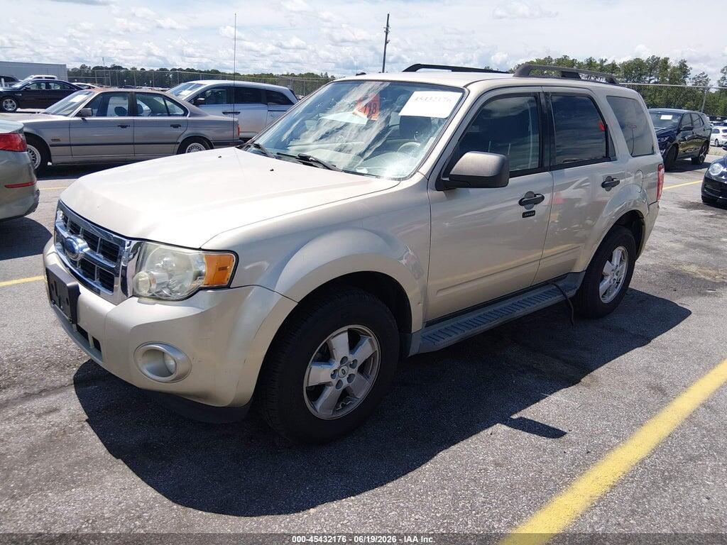 1FMCU9D77AKA10068 2010 FORD ESCAPE photo no. 2