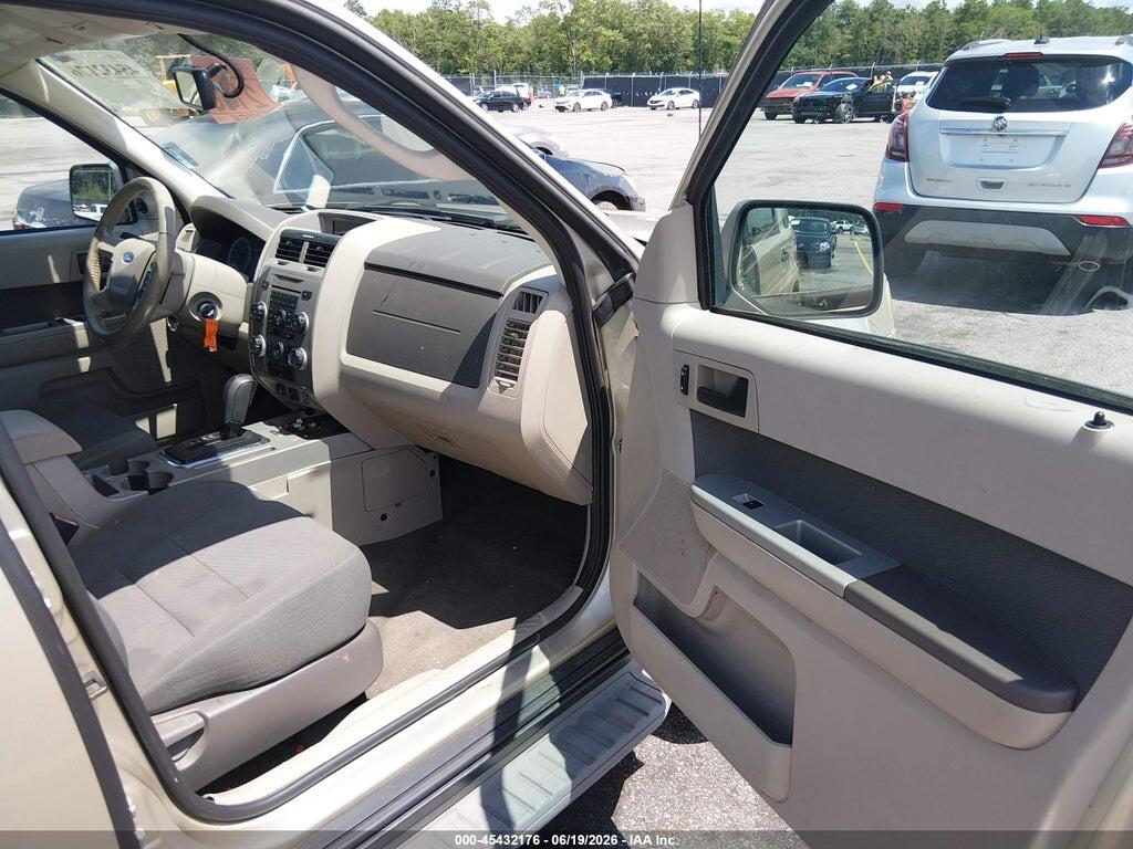 1FMCU9D77AKA10068 2010 FORD ESCAPE photo no. 5