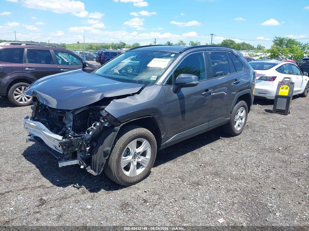 2T3P1RFVXMW243691 2021 TOYOTA RAV4 photo no. 2
